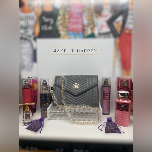 Badgley Mischka Gray and Gold Crossbody Bag || Gray - Picture 16 of 16